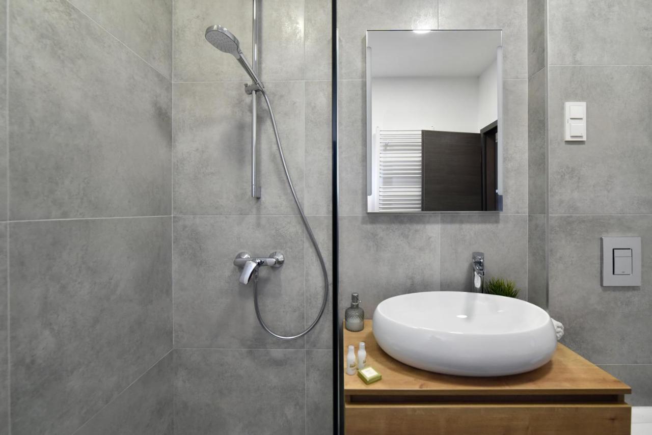 Zrinski Premium Suites & Rooms 자그레브 외부 사진