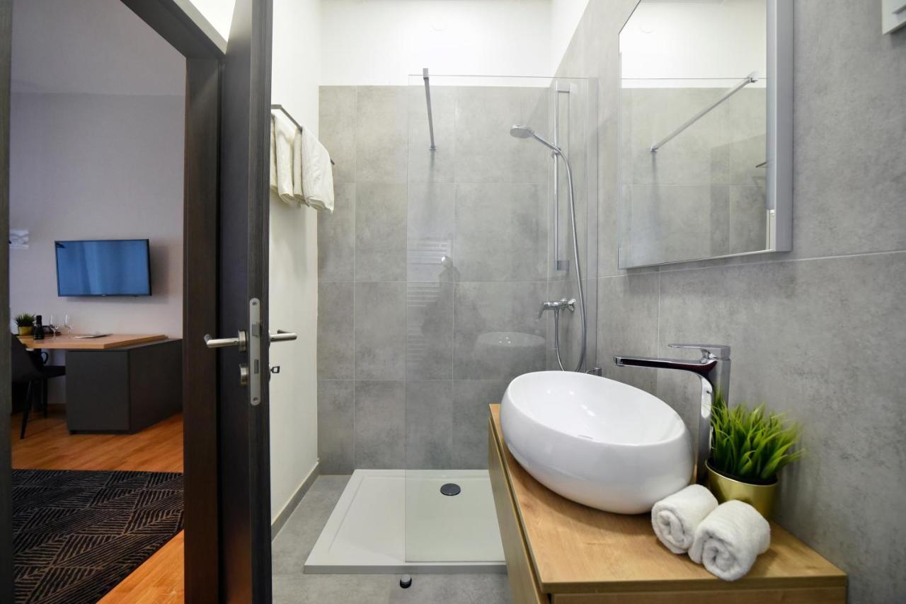 Zrinski Premium Suites & Rooms 자그레브 외부 사진